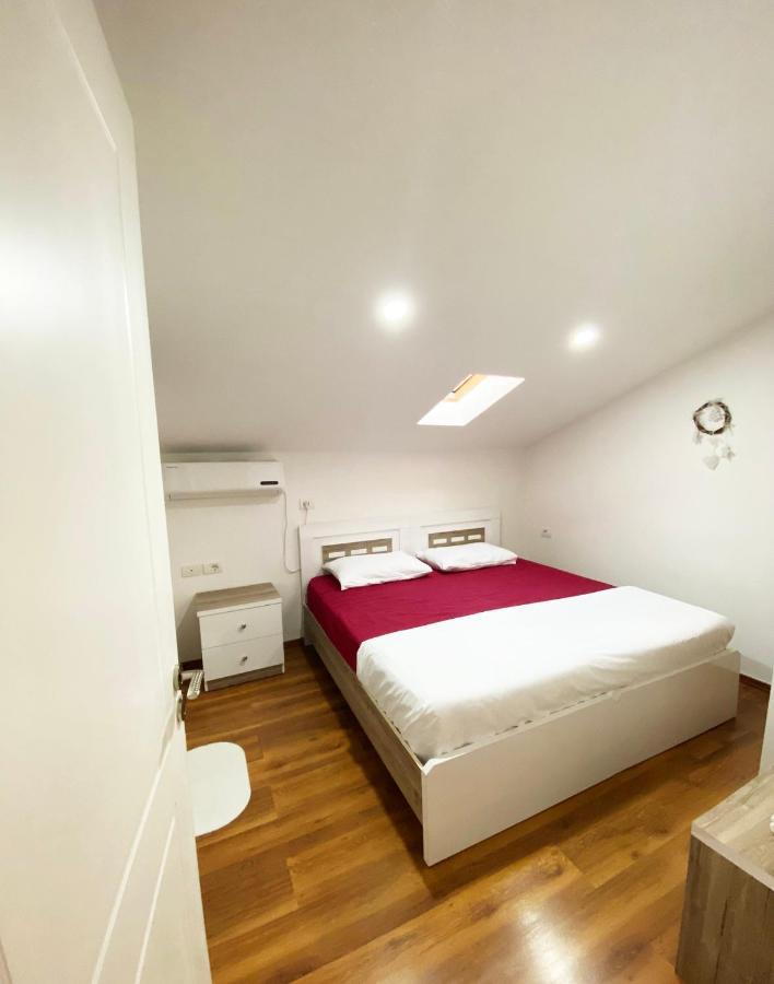Guest House Himaj Berat Extérieur photo
